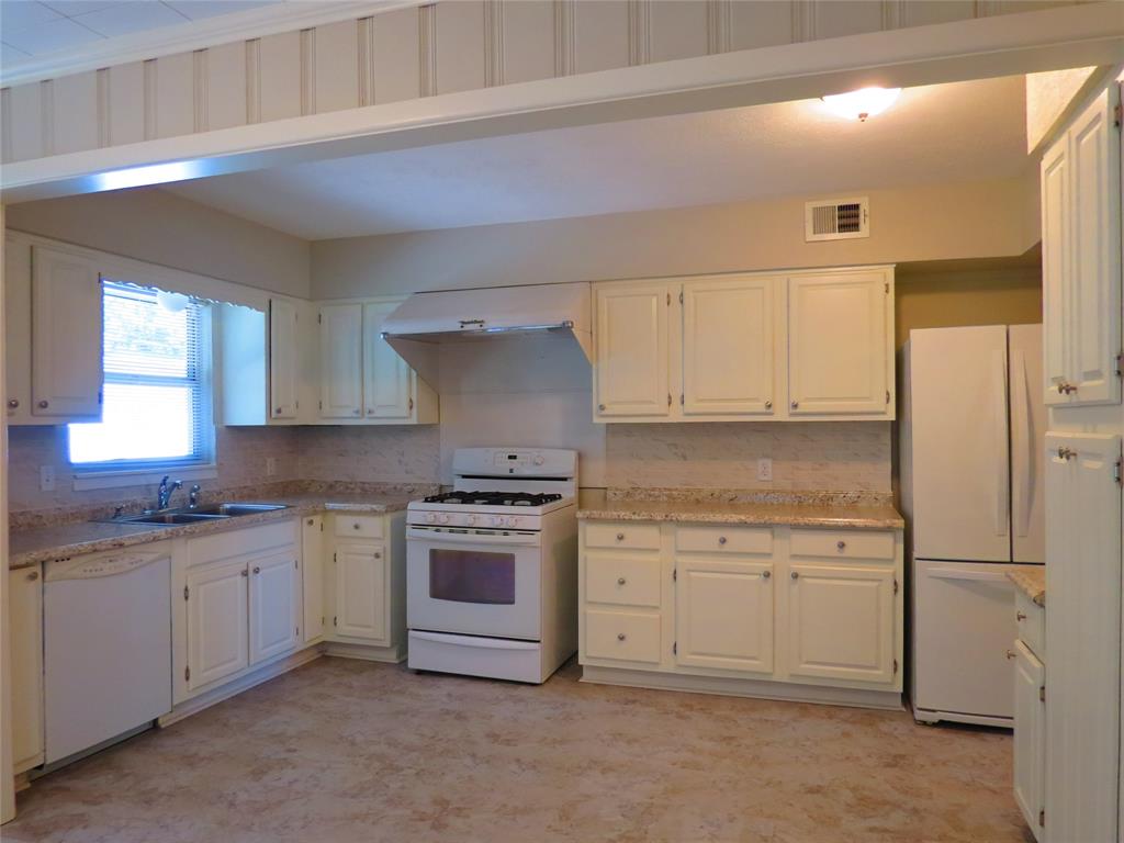 10147 Estacado Drive Property Photo 4