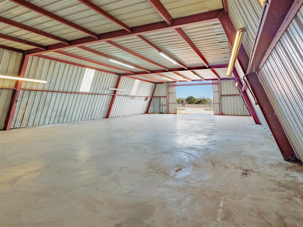 909 Pitts Lane Property Photo 18