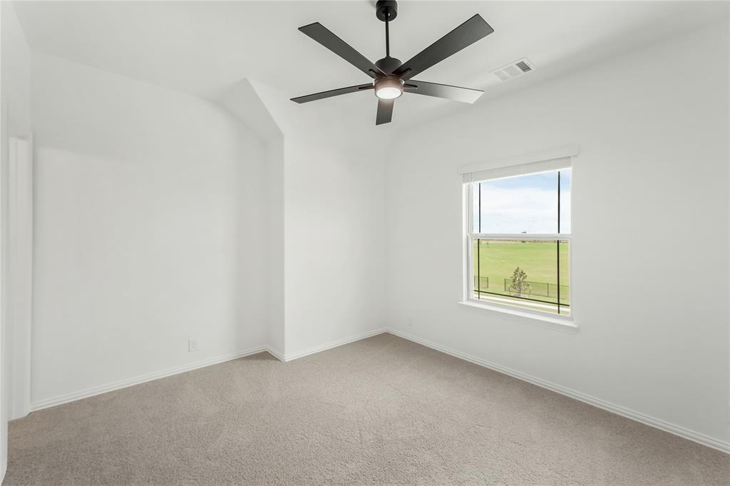 913 Cannes Drive Property Photo 32