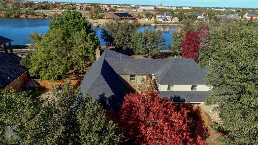 2202 Gathright Drive Property Photo 3