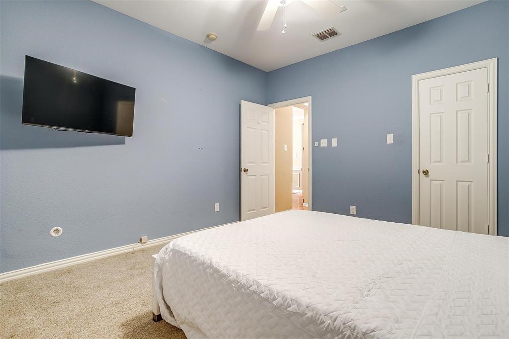 15421 Landing Creek Lane Property Photo 11