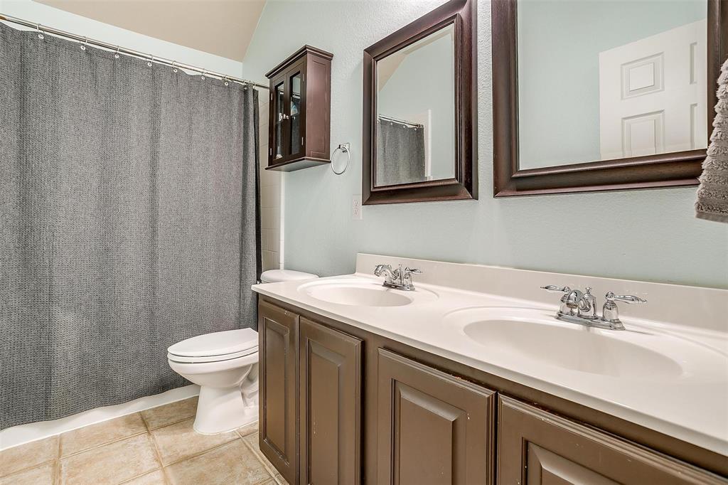 15421 Landing Creek Lane Property Photo 33