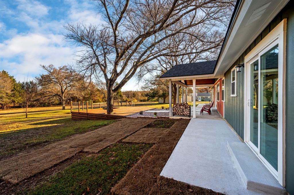 895 Cemetery Road Property Photo 14