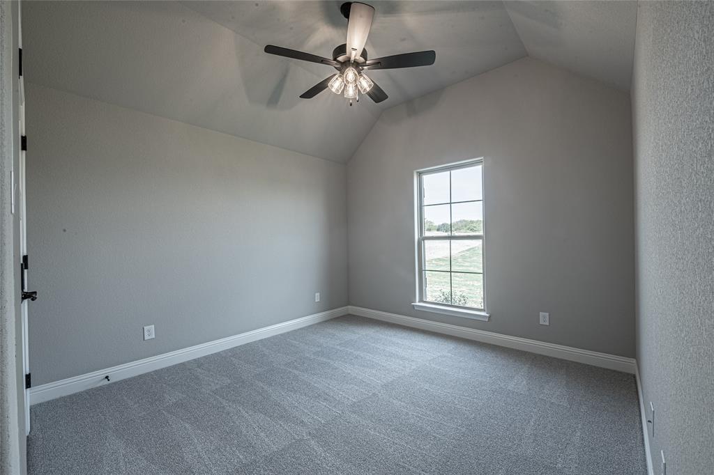 173 Coalson Crossing Property Photo 31