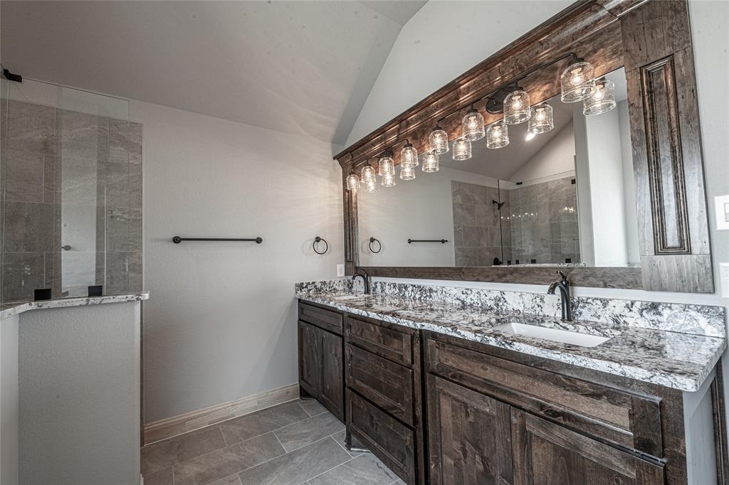 173 Coalson Crossing Property Photo 36