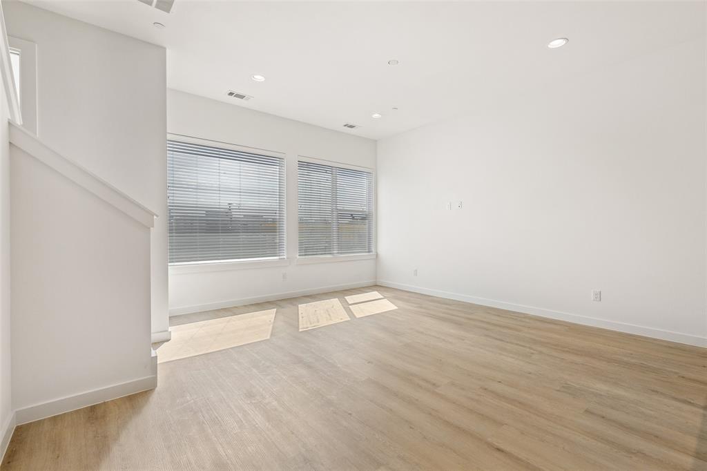 4911 Belmont Avenue 7 Property Photo 12
