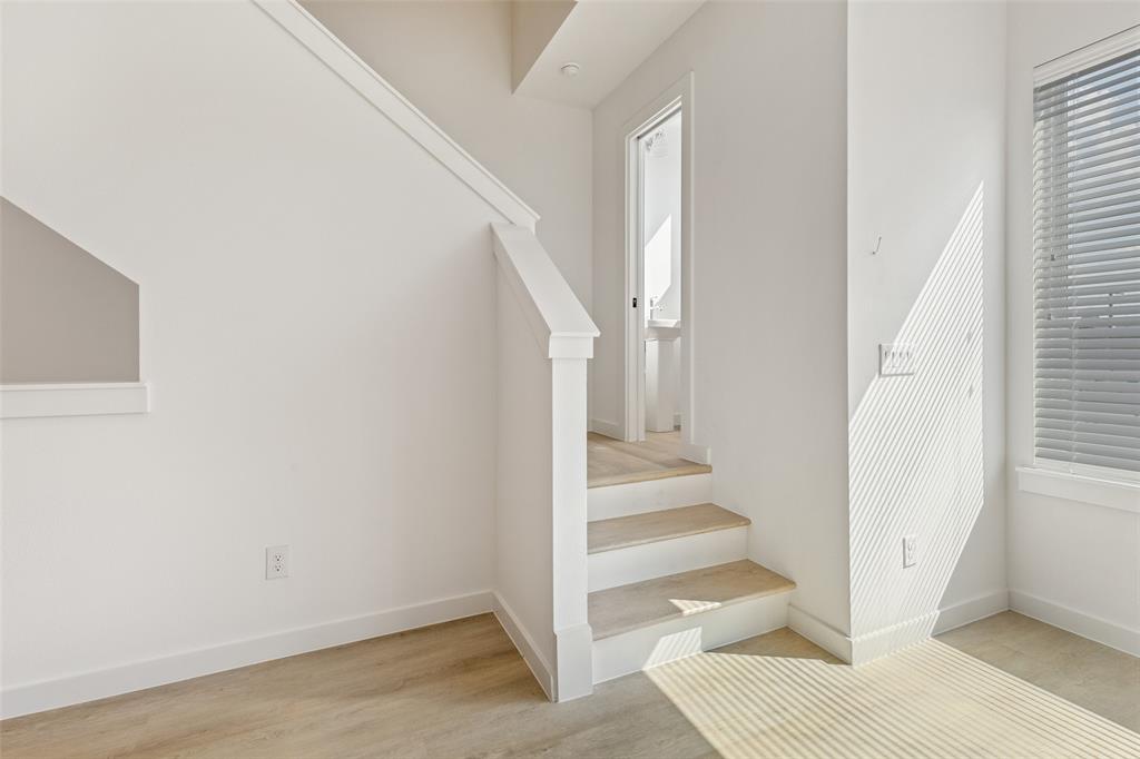 4911 Belmont Avenue 7 Property Photo 15