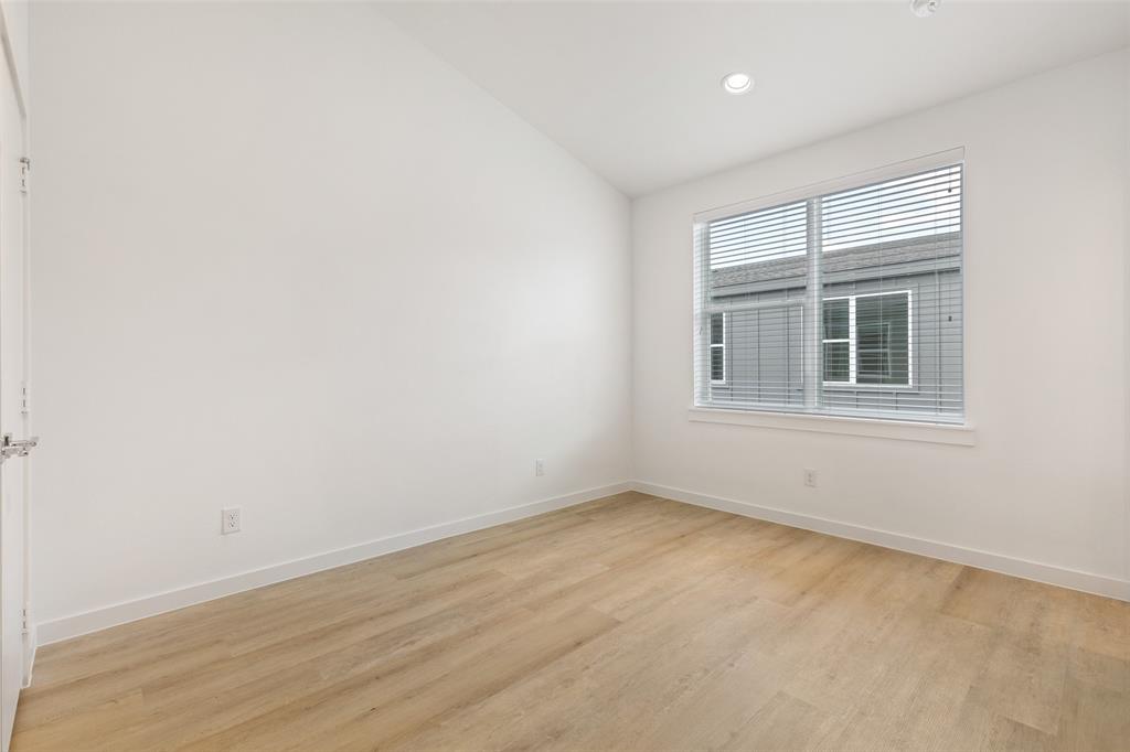 4911 Belmont Avenue 7 Property Photo 18
