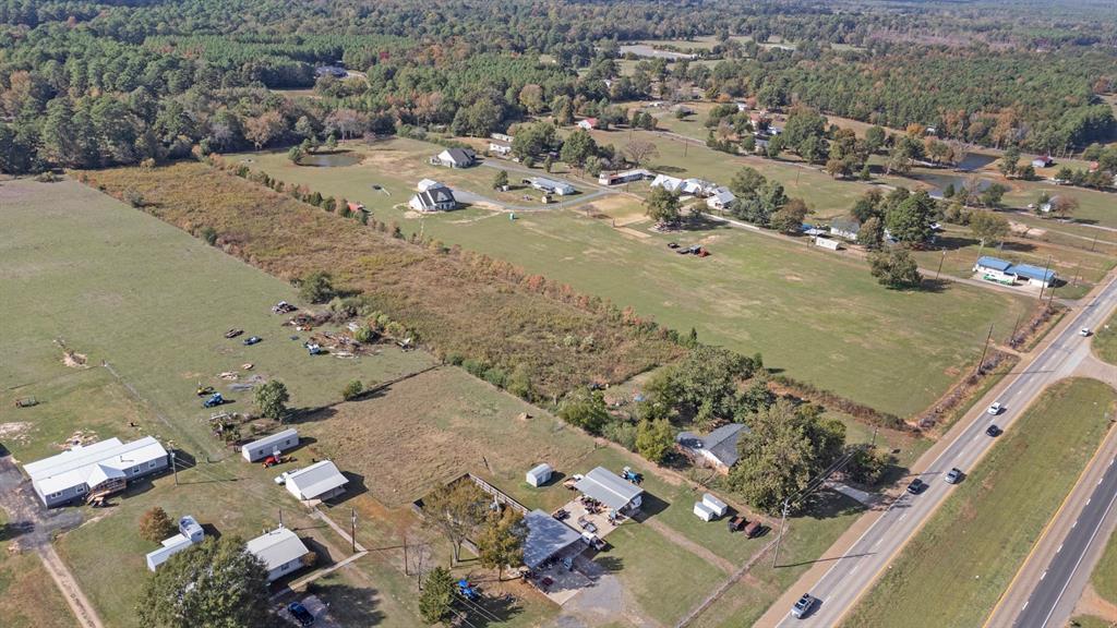 1530 Highway 171 Property Photo 6
