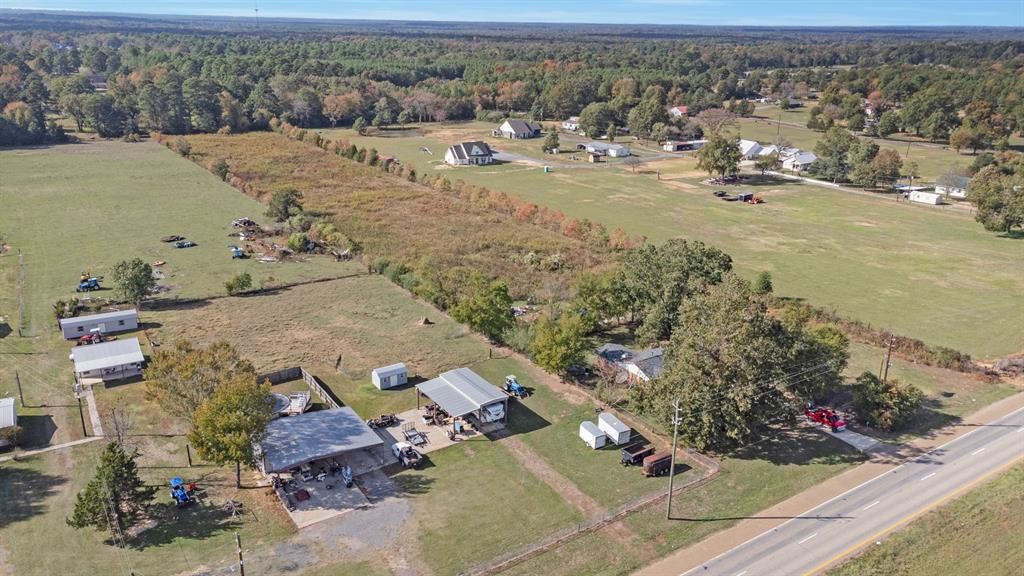 1530 Highway 171 Property Photo 10