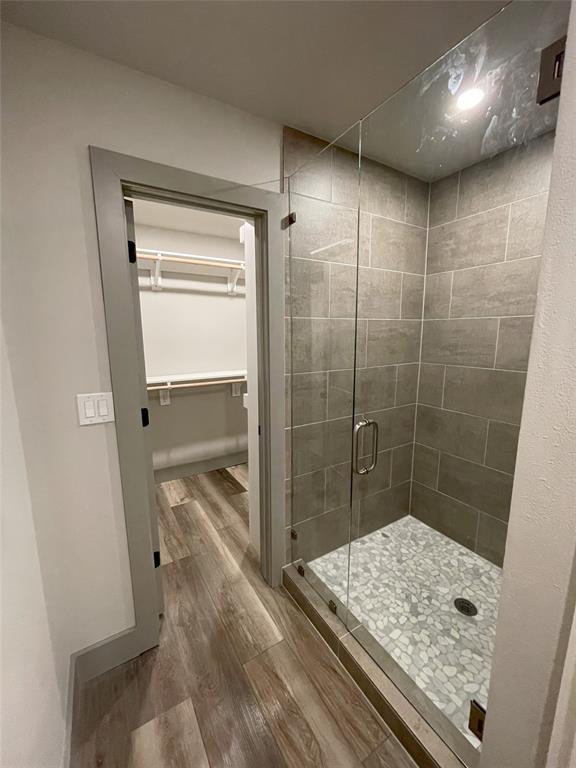 3213 Lynbrook Drive Property Photo 8