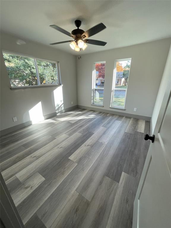 3213 Lynbrook Drive Property Photo 13