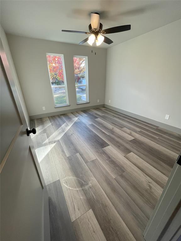 3213 Lynbrook Drive Property Photo 14