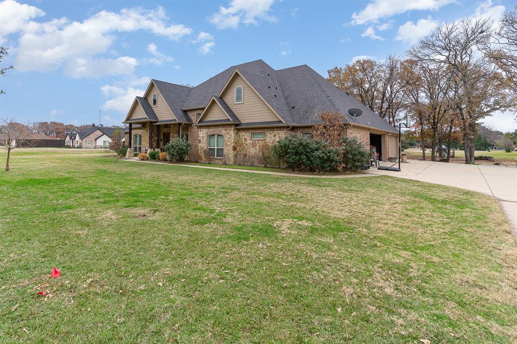 325 Lanier Road Property Photo 3