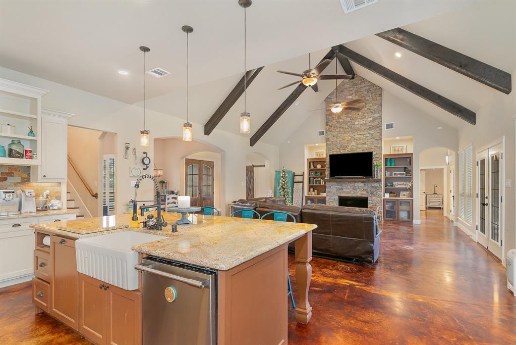 325 Lanier Road Property Photo 14