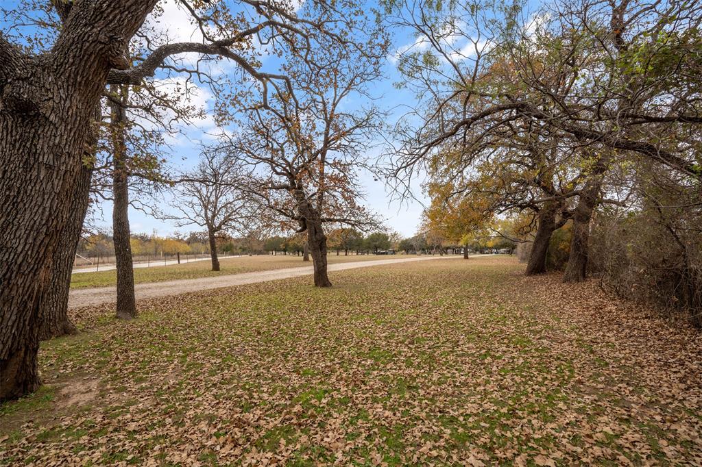 300 Nichols Court Property Photo 9