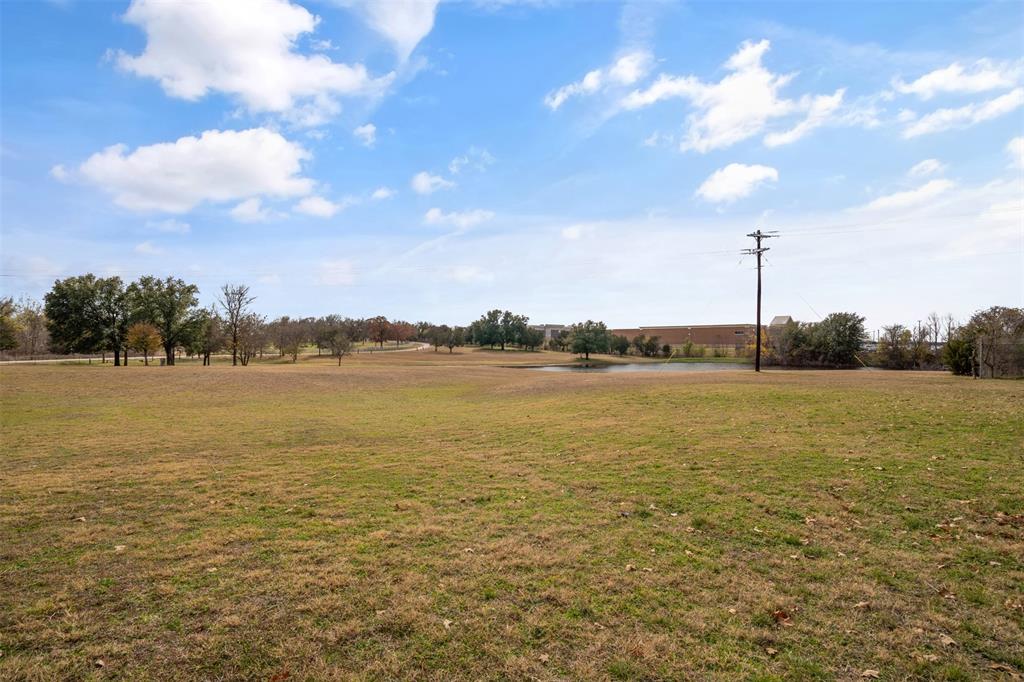 300 Nichols Court Property Photo 30
