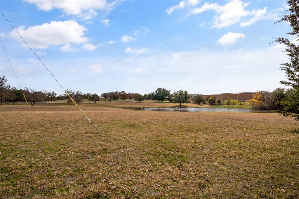 300 Nichols Court Property Photo 31