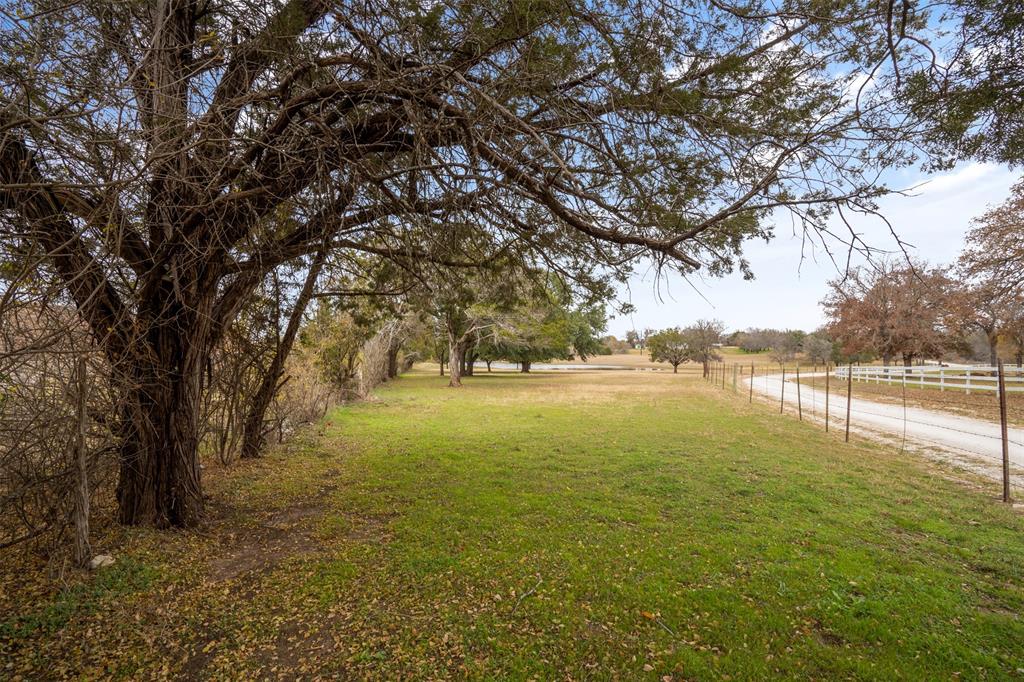 300 Nichols Court Property Photo 39