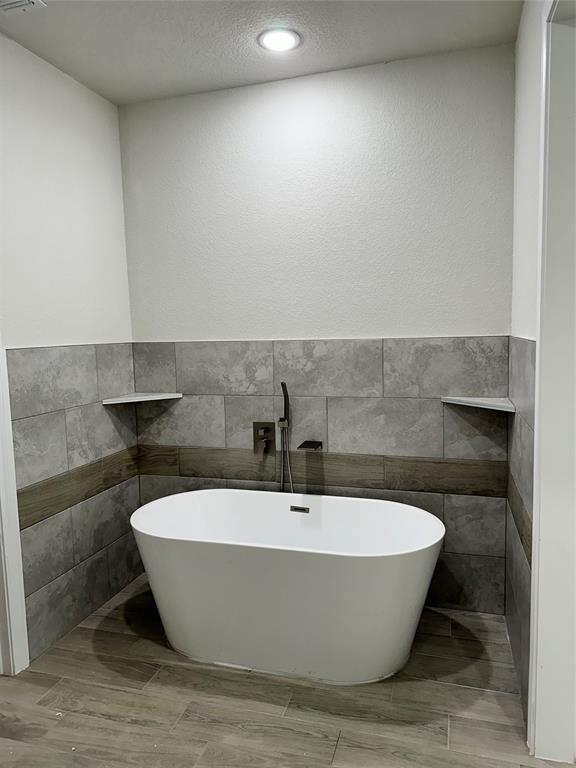 2607 Mercedes Street Property Photo 15