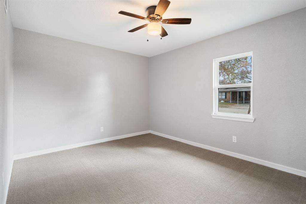1523 Andrew Street Property Photo 19