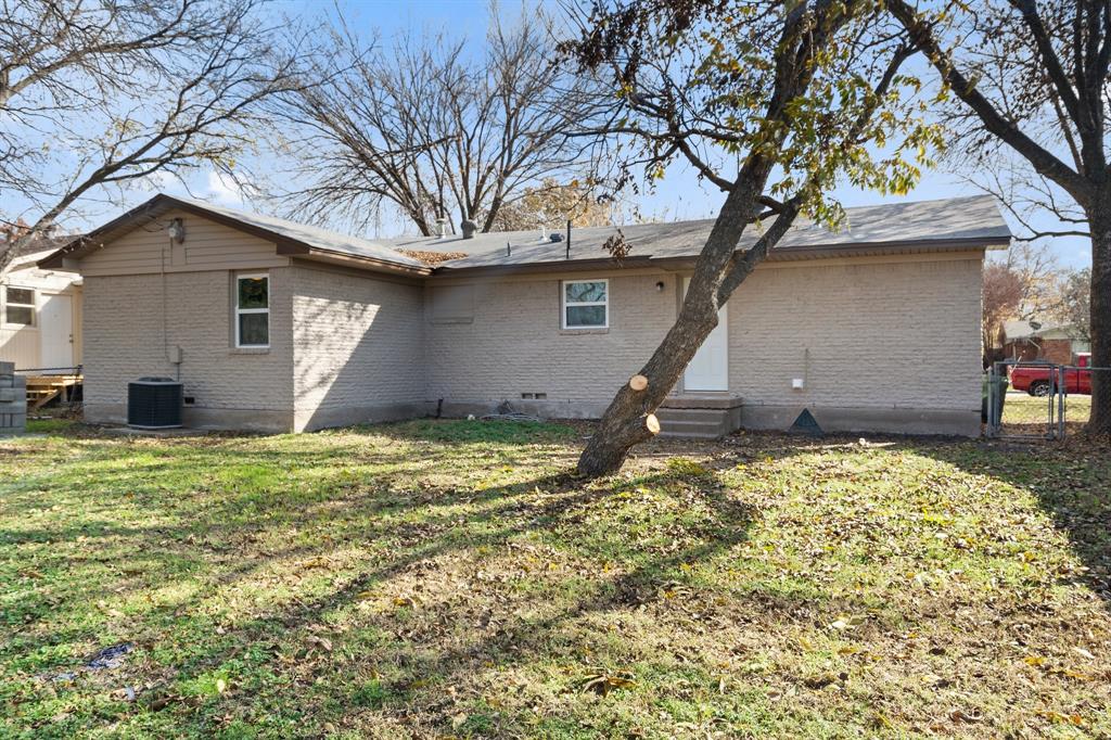 1523 Andrew Street Property Photo 27