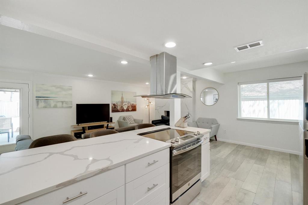 742 Austrian Road Property Photo 11