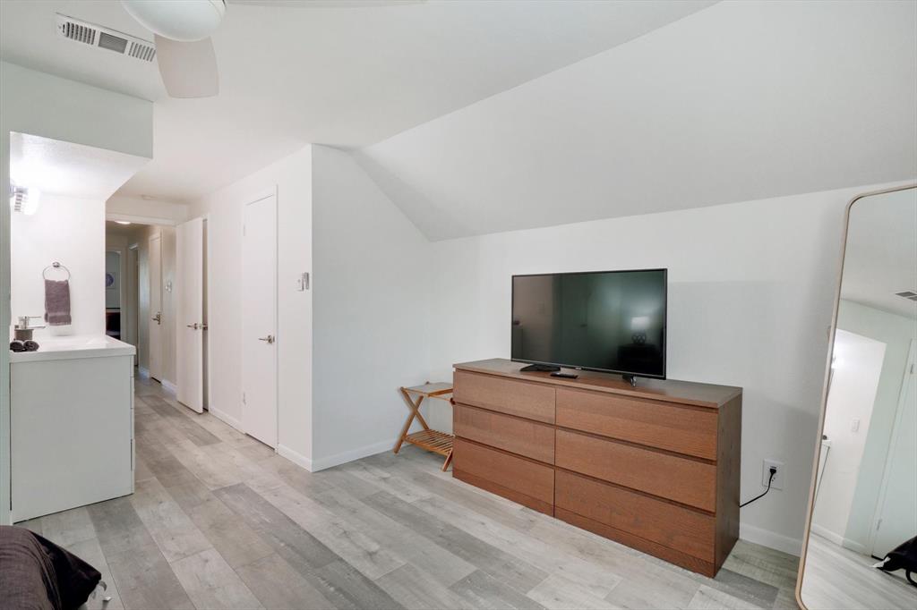 742 Austrian Road Property Photo 17