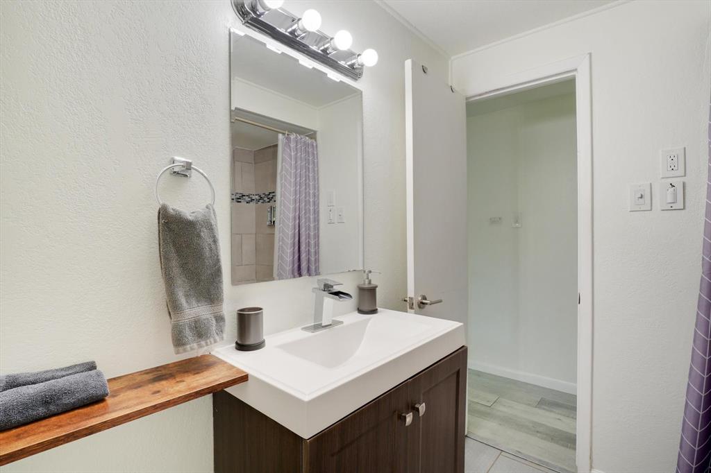 742 Austrian Road Property Photo 19