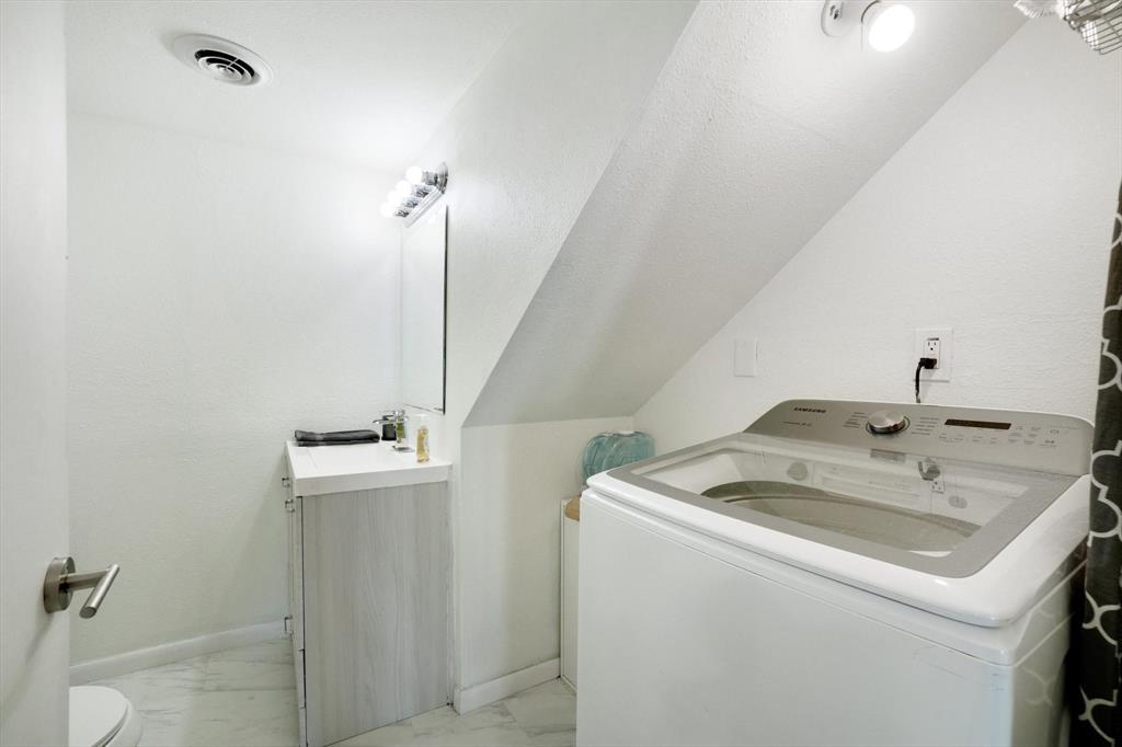 742 Austrian Road Property Photo 27