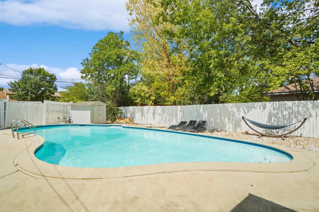 742 Austrian Road Property Photo 32