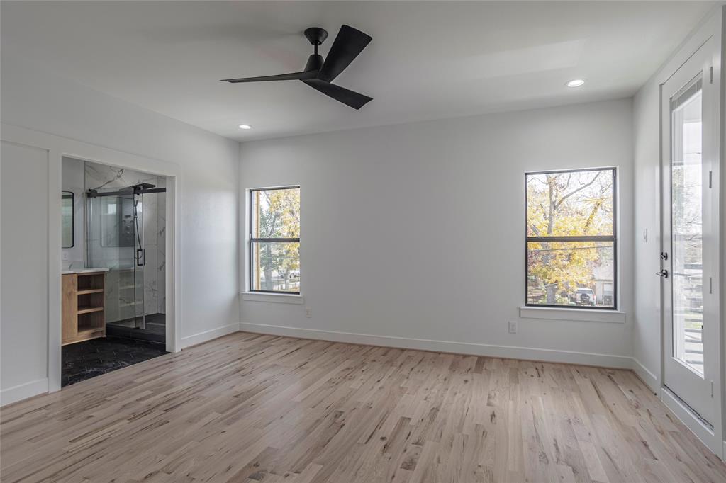 407 Phinney Avenue Property Photo 16