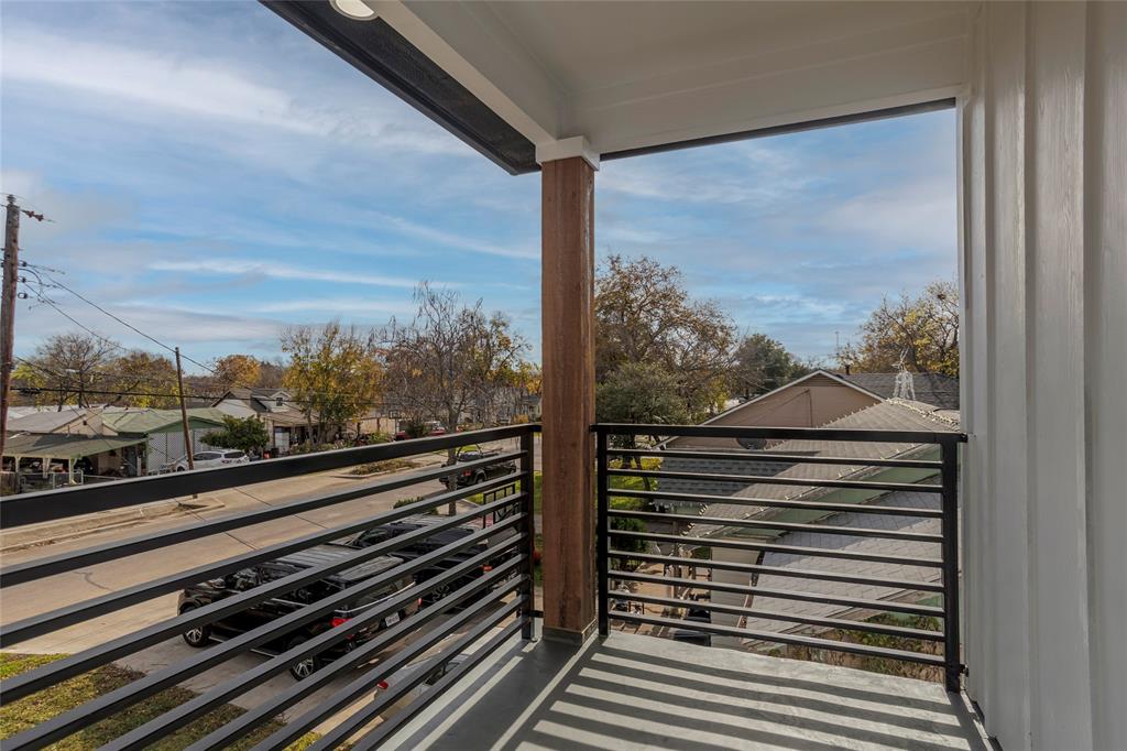 407 Phinney Avenue Property Photo 18