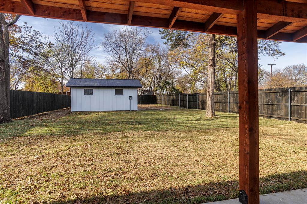 407 Phinney Avenue Property Photo 32