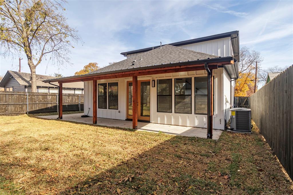 407 Phinney Avenue Property Photo 37