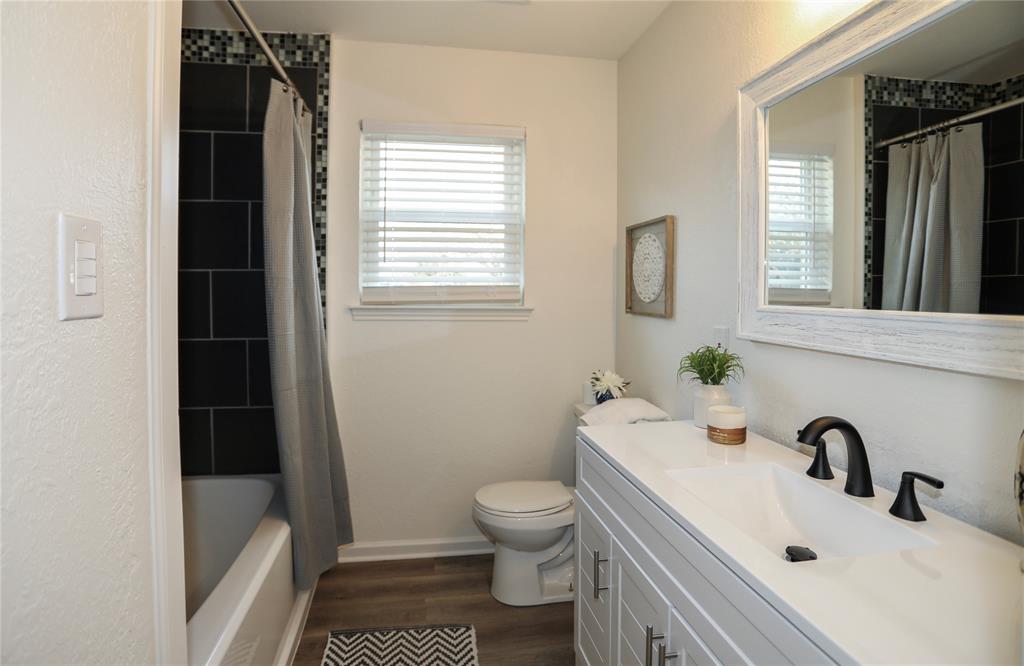 809 Barry Lane Property Photo 19