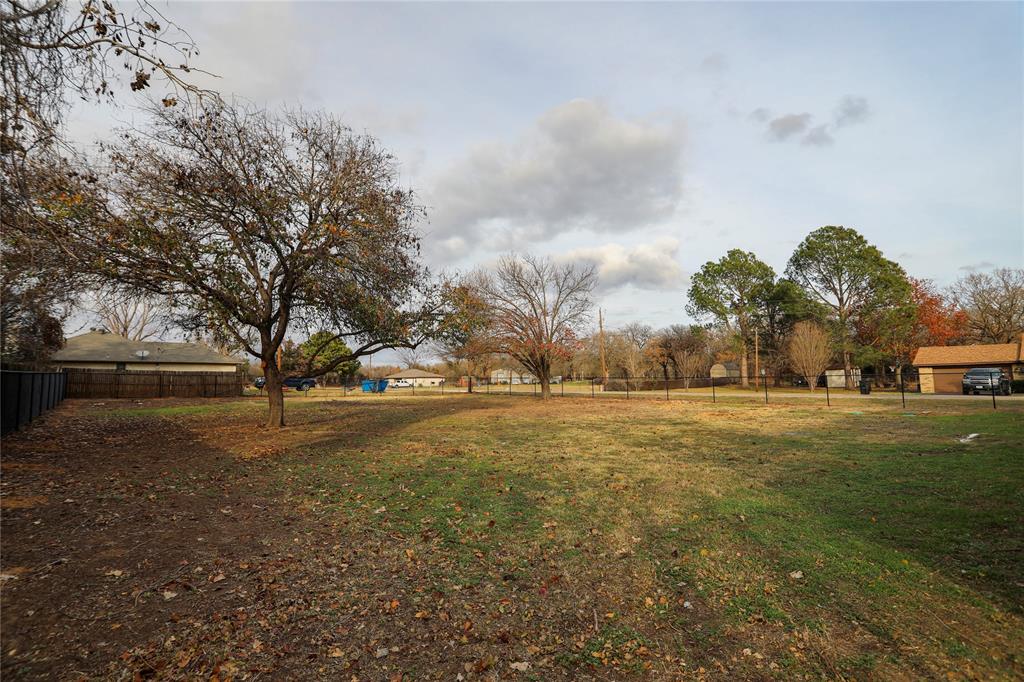 809 Barry Lane Property Photo 33