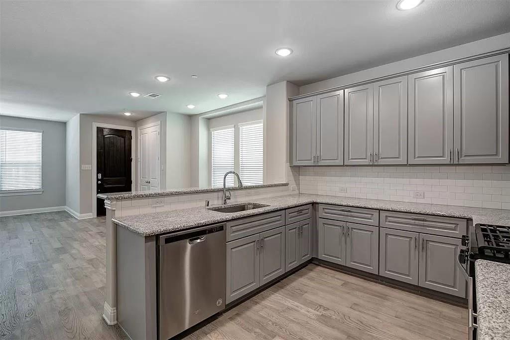 4721 Ladrillo Lane Property Photo 4