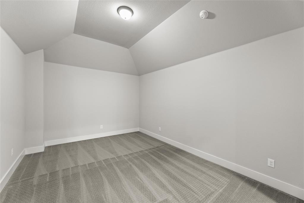 6221 Shasta Creek Drive Property Photo 24
