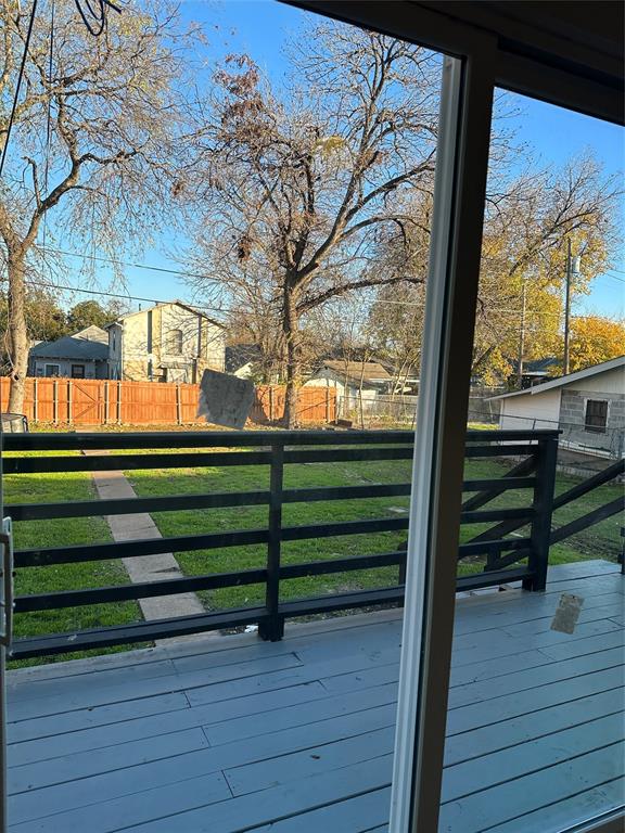 710 Hollywood Avenue Property Photo 10
