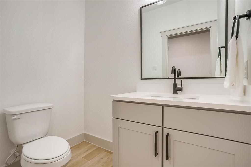5805 Trigg Drive Property Photo 14