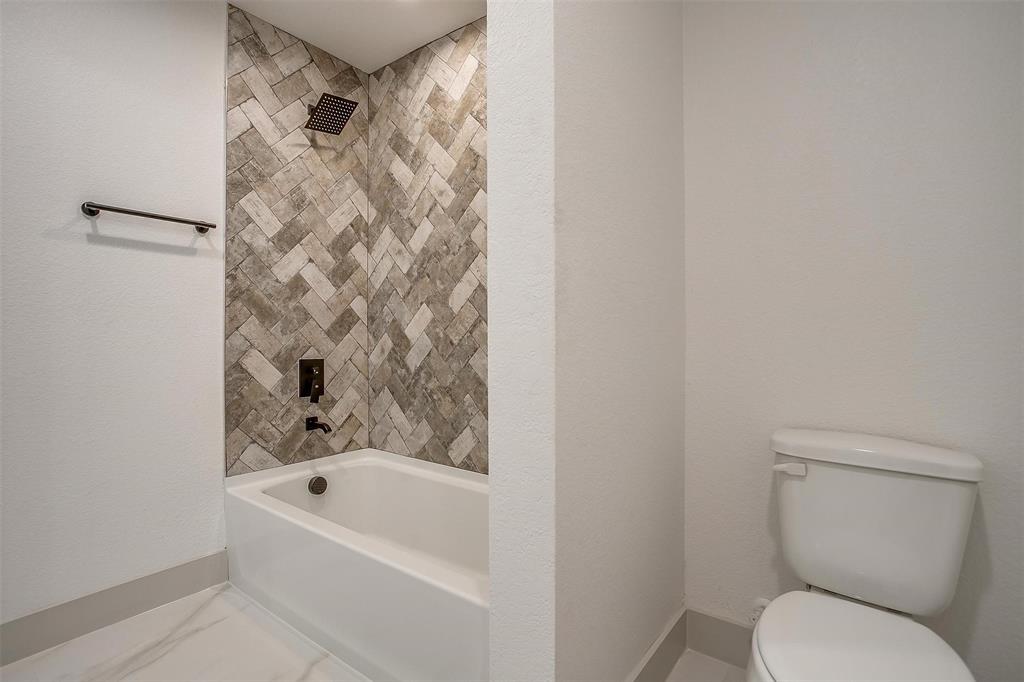 5805 Trigg Drive Property Photo 22