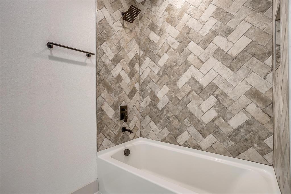 5805 Trigg Drive Property Photo 23