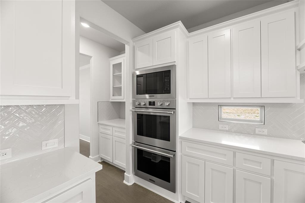 2545 Riverchase Way Property Photo 12