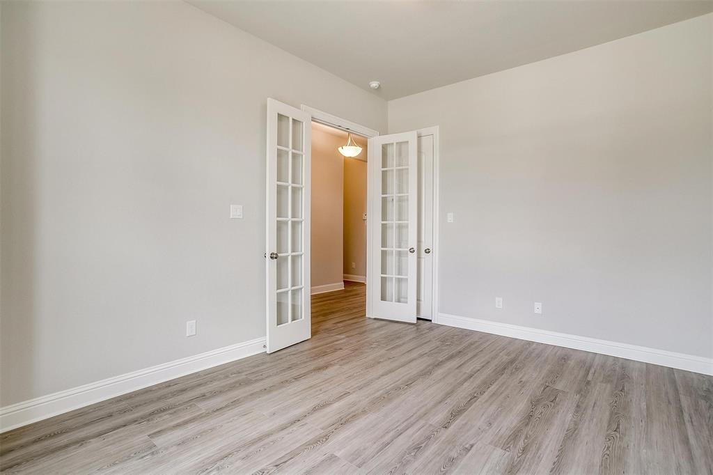 5621 Rutherford Drive Property Photo 10