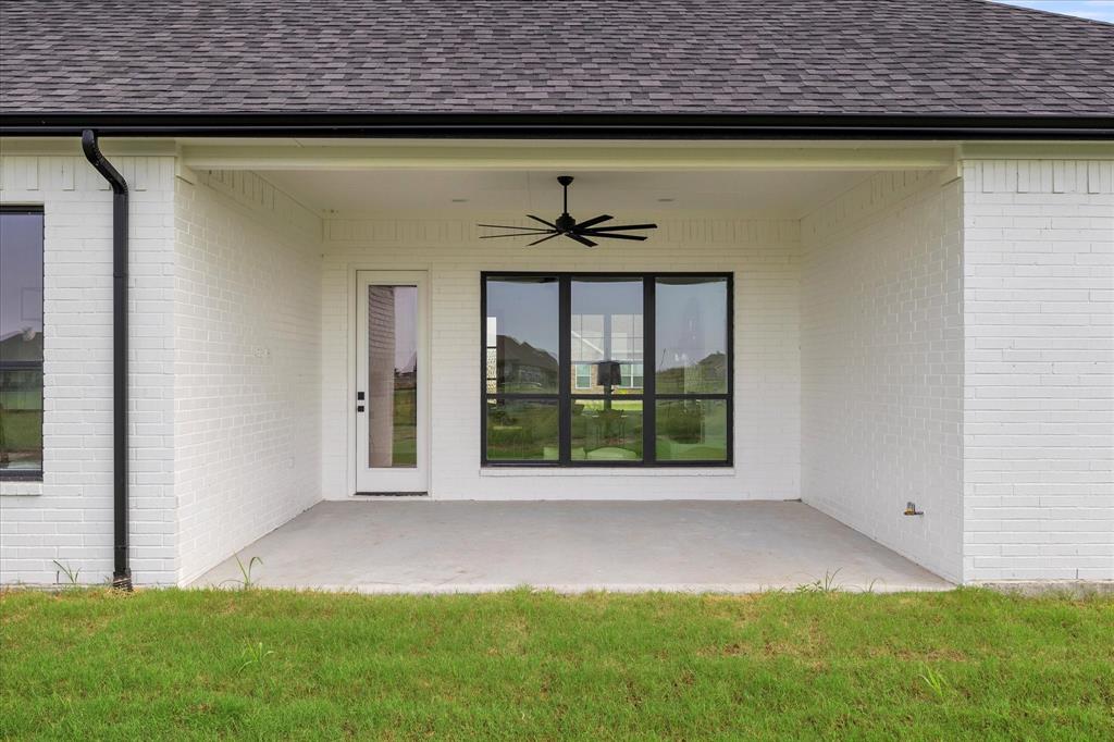 4701 Christie Avenue Property Photo 32