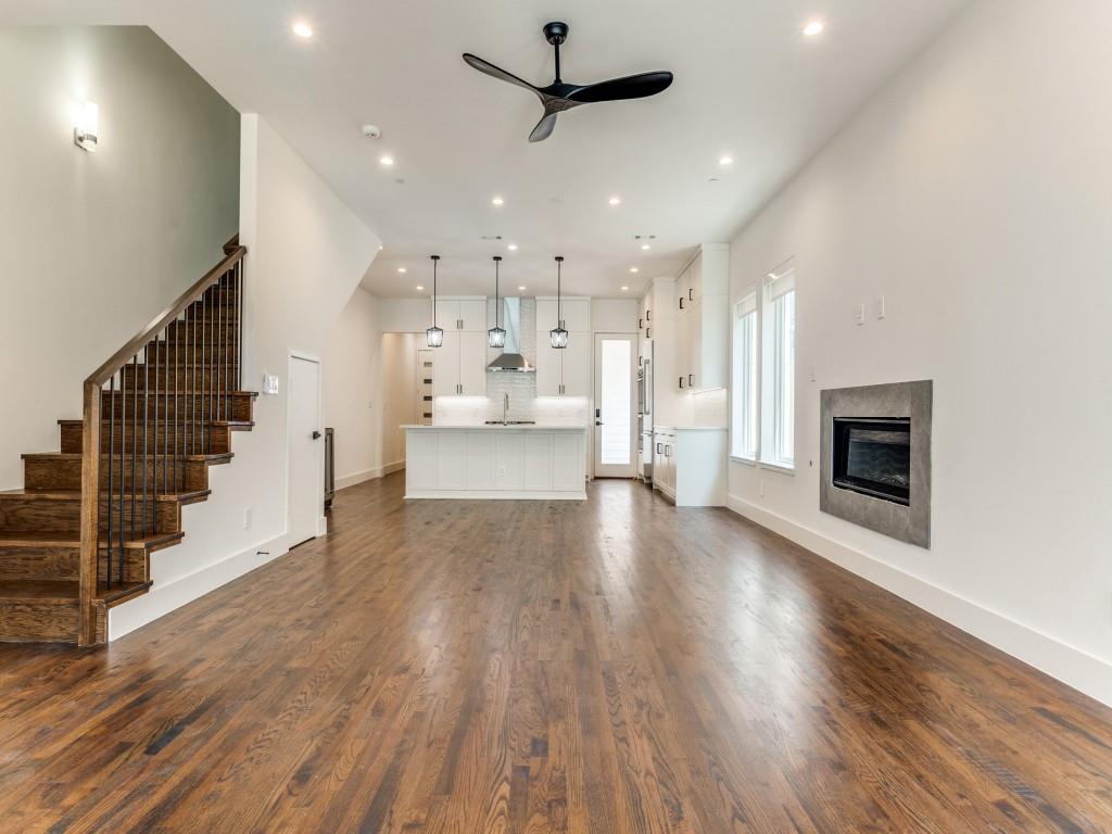 4202 University Boulevard Property Photo 9