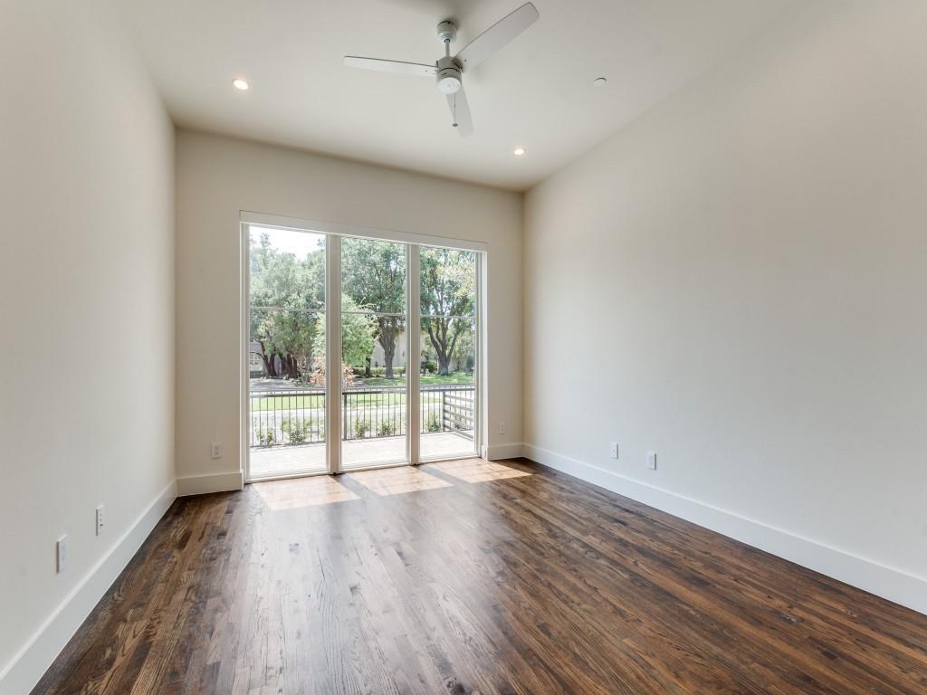 4202 University Boulevard Property Photo 16