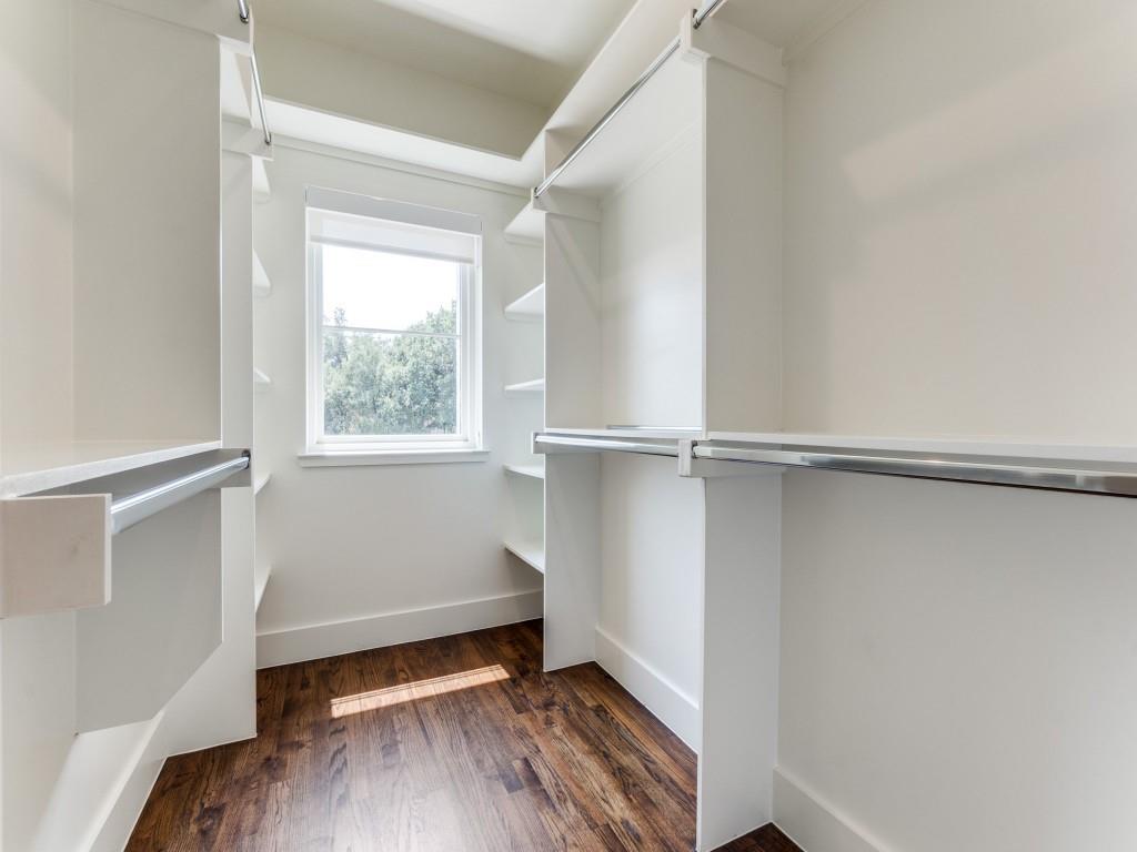 4202 University Boulevard Property Photo 27