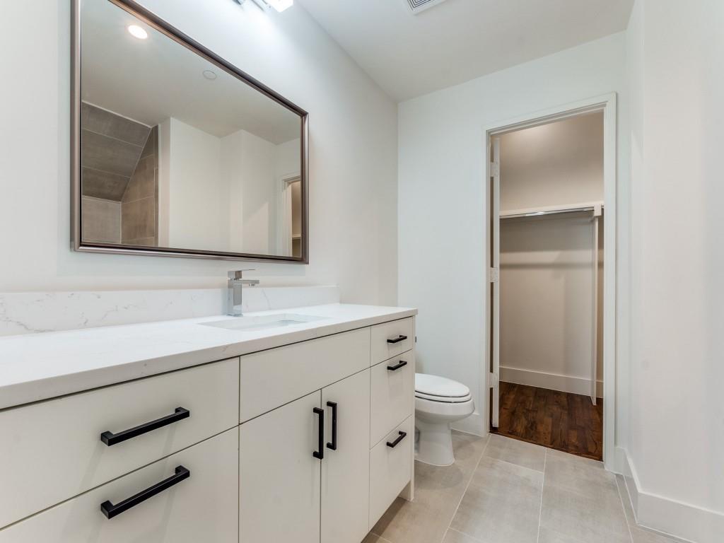 4202 University Boulevard Property Photo 31